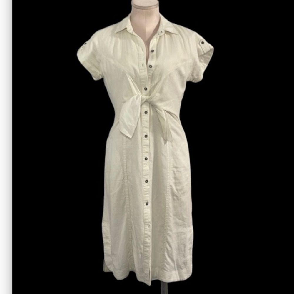 Maeve -Anthropologie Elspeth linen white dress. Size 0. So flattering